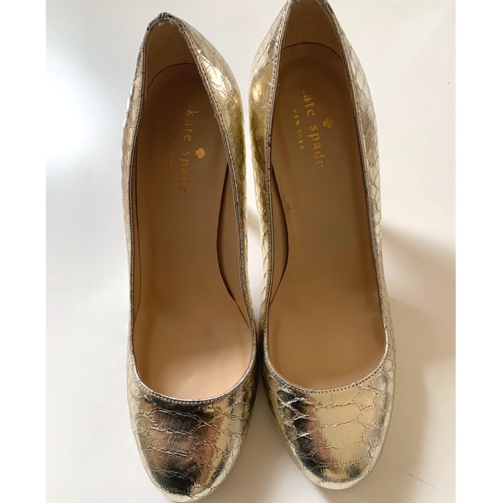 Kate Spade New York Embossed Pumps